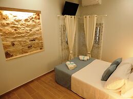 Sole Apartments - Near Corfu Port