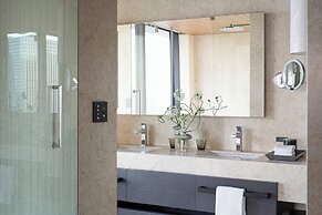 Four Seasons Hotel Osaka