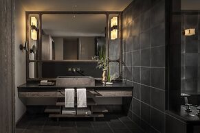 Four Seasons Hotel Osaka