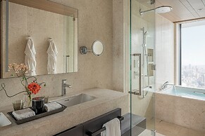 Four Seasons Hotel Osaka