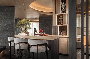 Four Seasons Hotel Osaka