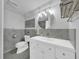 Cliffside Suite #3 - Seacliff Beach Suites