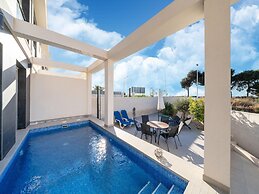 Relaxing Villa Near Carabassi