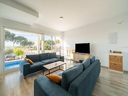 Relaxing Villa Near Carabassi