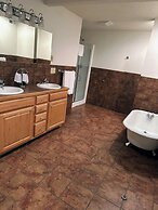Auburn Inn Motel & Long Creek RV Park