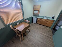 Auburn Inn Motel & Long Creek RV Park
