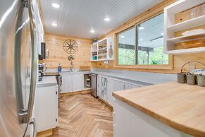 Elizabeth Vacation Rental w/ Private Hot Tub!