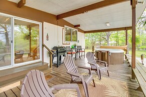 Elizabeth Vacation Rental w/ Private Hot Tub!