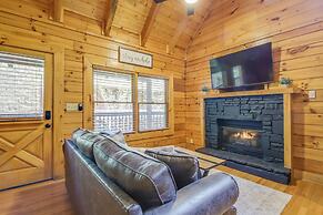 Pigeon Forge Vacation Rental w/ Private Hot Tub!
