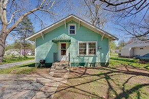 Dog-friendly Springfield Home < 1 Mi to Msu!
