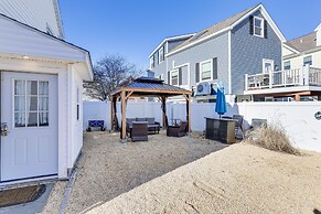 Milford Vacation Rental ~ 1 Block to Beach!