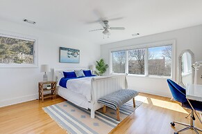 Hamptons Home Near Beaches w/ Pool & Water Views!