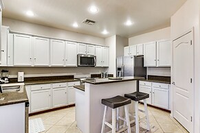 Charming Tucson House: Patio, Yard & Putting Green