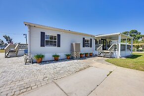 St Augustine Home w/ Dock & Lift on St Johns River