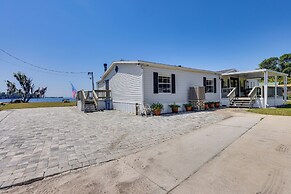 St Augustine Home w/ Dock & Lift on St Johns River