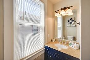 Modern Portsmouth Apartment: Walk to Norfolk Ferry