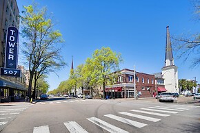 Modern Portsmouth Apartment: Walk to Norfolk Ferry