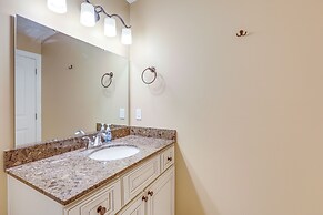 Long Beach Island Townhome w/ Rooftop Deck & Grill