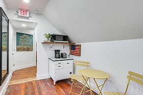 New Melle Apartment Near Missouri Wine Country