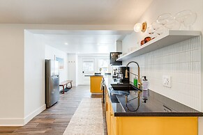 Pet-friendly Denver Home: 2 Blocks to City Park!