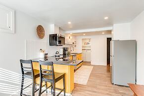 Pet-friendly Denver Home: 2 Blocks to City Park!