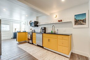 Pet-friendly Denver Home: 2 Blocks to City Park!