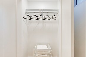 Pet-friendly Denver Home: 2 Blocks to City Park!