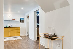 Pet-friendly Denver Home: 2 Blocks to City Park!