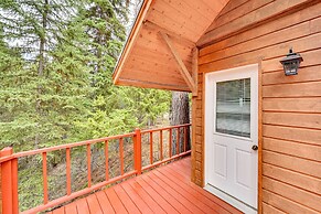 Cozy Bigfork Cabin w/ Canoes: Walk to Swan River!