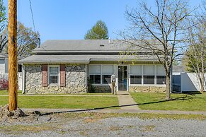 Harrisburg Home w/ Private Yard + Screened Porch!