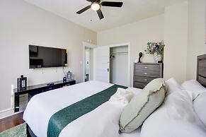 Waterfront Portsmouth Apt: 1/2 Mi to Dtwn & Ferry