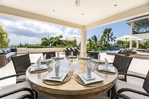 Infinity House by Blue Sky Luxury