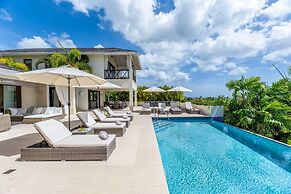 Infinity House by Blue Sky Luxury