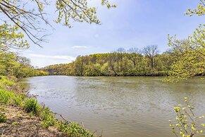 Riverside Serenity: A Picturesque Retreat 2 Bedroom Cottage by RedAwni