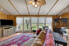 Riverside Serenity: A Picturesque Retreat 2 Bedroom Cottage by RedAwni