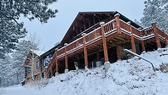 Broadmeadow Cabin - Pet Friendly - Hiking Snowshoeing Ski - Near Allen