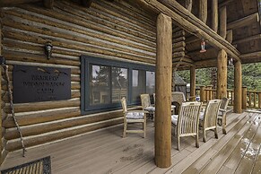 Broadmeadow Cabin - Pet Friendly - Hiking Snowshoeing Ski - Near Allen