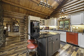 Broadmeadow Cabin - Pet Friendly - Hiking Snowshoeing Ski - Near Allen