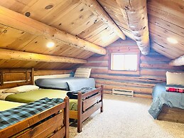 Broadmeadow Cabin - Pet Friendly - Hiking Snowshoeing Ski - Near Allen