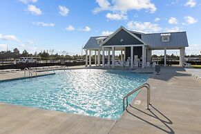 South Breeze 3 Bedroom Townhouse by RedAwning