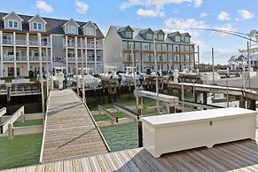 South Breeze 3 Bedroom Townhouse by RedAwning