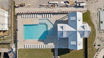 South Breeze 3 Bedroom Townhouse by RedAwning