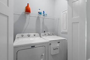 South Breeze 3 Bedroom Townhouse by RedAwning