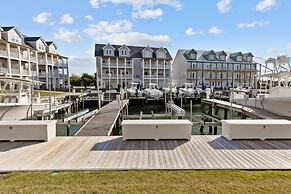 South Breeze 3 Bedroom Townhouse by RedAwning