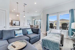 Pelican Reef Or104 3 Bedroom Home by RedAwning