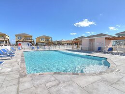 Pelican Reef Or104 3 Bedroom Home by RedAwning