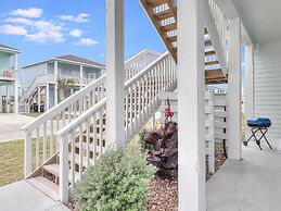 Pelican Reef Or104 3 Bedroom Home by RedAwning