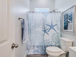 Pelican Reef Or104 3 Bedroom Home by RedAwning