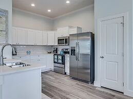 Pelican Reef Or104 3 Bedroom Home by RedAwning