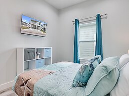 Pelican Reef Or104 3 Bedroom Home by RedAwning